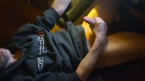 jimengolez online show from 01/08/25, 04:23