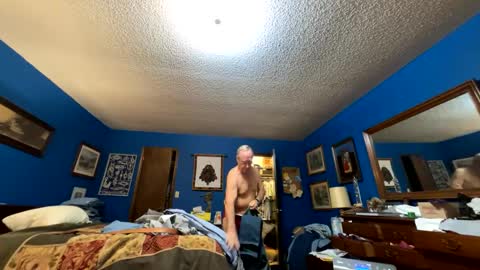 Snapshot of jimikb chatting on 01/03/25, 04:33 Jim online show from 01/03/25, 04:33