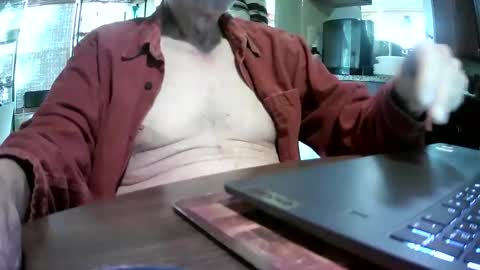 Snapshot of jimjr67 chatting on 10/27/25, 01:59 jimjr67 online show from 10/27/25, 01:59