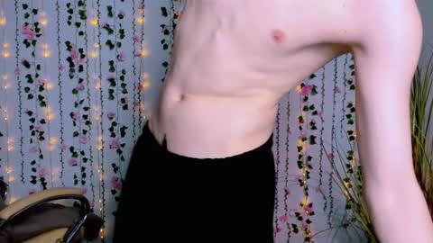 Snapshot of jimmie_hot chatting on 03/11/25, 02:32 your dream online show from 03/11/25, 02:32