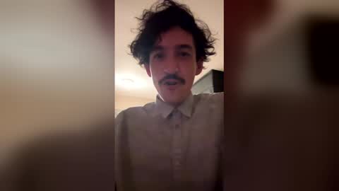 Snapshot of jimmy5984986 chatting on 04/05/26, 01:58 LMSterling online show from 04/05/26, 01:58