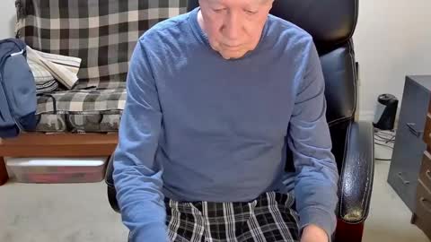 jimmy_d47 online show from 02/12/25, 12:12