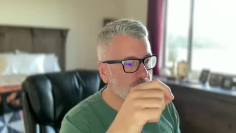 Dad of Three online show from 12/06/24, 03:33