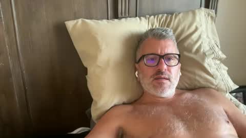 Dad of Three online show from 12/28/24, 04:20