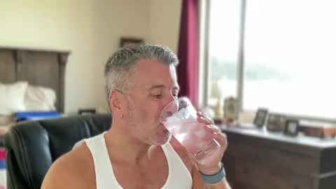 Dad of Three online show from 12/31/24, 09:39