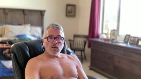 Dad of Three online show from 01/05/25, 07:17