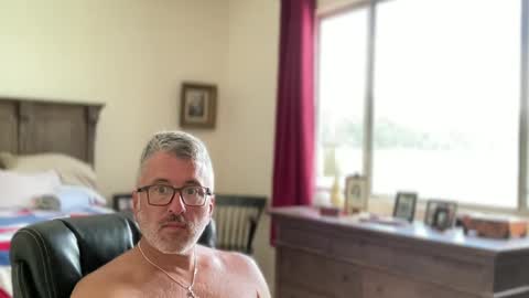 Dad of Three online show from 09/27/25, 06:35