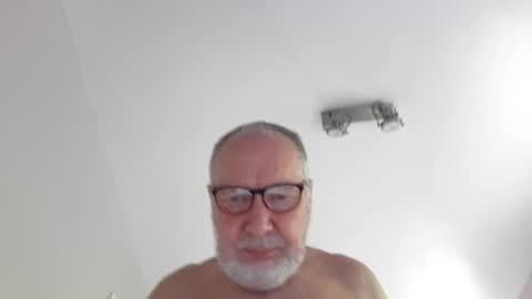 Snapshot of jimmybenido chatting on 07/01/26, 04:40 Jim Redgewell online show from 07/01/26, 04:40
