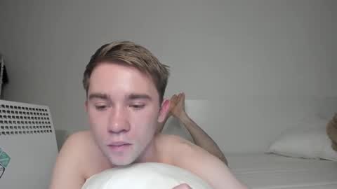 Snapshot of jimyti_bad_boy chatting on 01/25/25, 12:16 jimyti_bad_boy online show from 01/25/25, 12:16