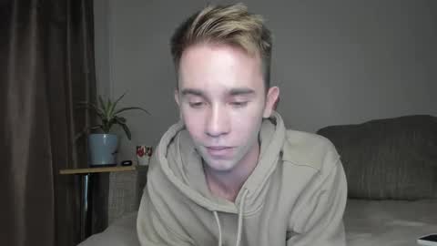 Snapshot of jimyti_bad_boy chatting on 09/22/25, 11:07 jimyti_bad_boy online show from 09/22/25, 11:07