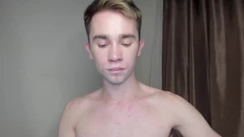 Snapshot of jimyti_bad_boy chatting on 10/03/25, 11:02 jimyti_bad_boy online show from 10/03/25, 11:02