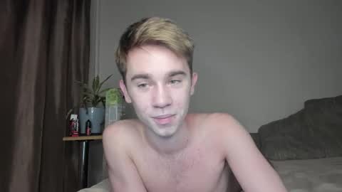 Snapshot of jimyti_bad_boy chatting on 11/06/25, 12:44 jimyti_bad_boy online show from 11/06/25, 12:44