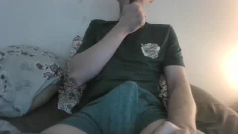 jin16000 online show from 10/25/25, 08:55