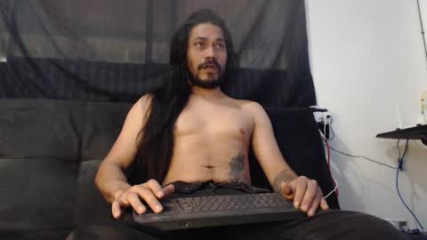 Snapshot of jin_woosex chatting on 10/17/25, 08:11 jin_woosex online show from 10/17/25, 08:11