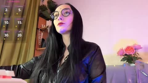 Jinhee Noir online show from 12/01/25, 10:42