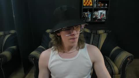 JinnBook online show from 02/20/25, 04:28