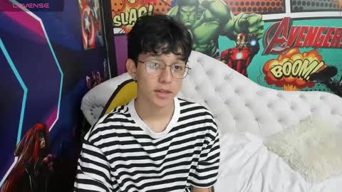 Snapshot of jisus_cat chatting on 01/18/25, 10:06 Jisus online show from 01/18/25, 10:06