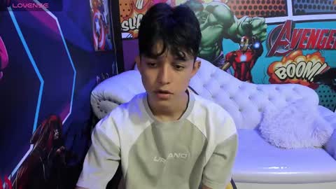 Snapshot of jisus_cat chatting on 02/22/25, 10:09 Jisus online show from 02/22/25, 10:09