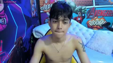 Snapshot of jisus_cat chatting on 03/04/25, 01:01 Jisus online show from 03/04/25, 01:01