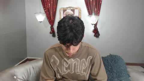 Snapshot of jisus_cat chatting on 03/12/25, 07:13 Jisus online show from 03/12/25, 07:13