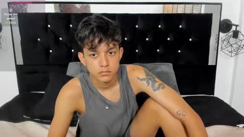 Snapshot of jisus_cat chatting on 10/30/25, 08:53 Jisus online show from 10/30/25, 08:53