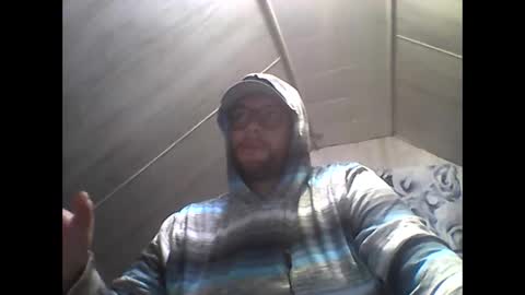 Snapshot of jizzle192 chatting on 09/09/25, 04:34 jizzle192 online show from 09/09/25, 04:34