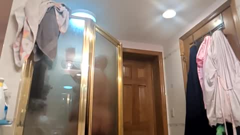 Snapshot of jizzle192 chatting on 02/26/26, 04:44 jizzle192 online show from 02/26/26, 04:44