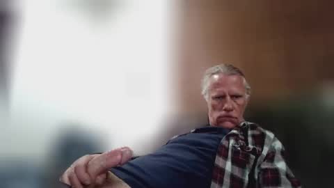 Snapshot of jizzmitten5 chatting on 02/22/26, 08:13 jizzmitten5 online show from 02/22/26, 08:13