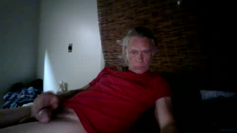 Snapshot of jizzmitten5 chatting on 06/29/26, 04:52 jizzmitten5 online show from 06/29/26, 04:52