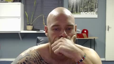 JamesJan van Rebel online show from 01/11/25, 04:27