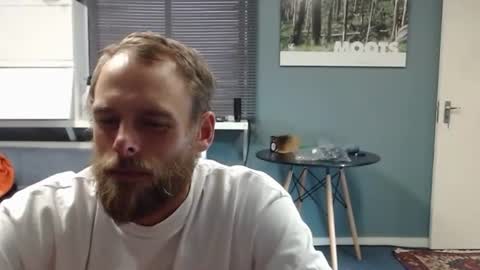 Snapshot of jjameson41 chatting on 12/17/25, 01:50 JamesJan van Rebel online show from 12/17/25, 01:50