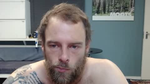 Snapshot of jjameson41 chatting on 01/12/26, 02:50 JamesJan van Rebel online show from 01/12/26, 02:50