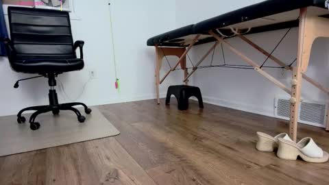 Snapshot of jjjust4fun1985 chatting on 02/24/26, 11:03 Nicole Allen online show from 02/24/26, 11:03