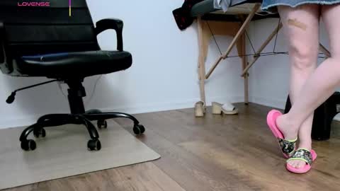 Snapshot of jjjust4fun1985 chatting on 02/26/26, 11:04 Nicole Allen online show from 02/26/26, 11:04