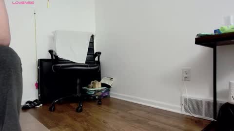 Snapshot of jjjust4fun1985 chatting on 03/14/26, 12:50 Nicole Allen online show from 03/14/26, 12:50