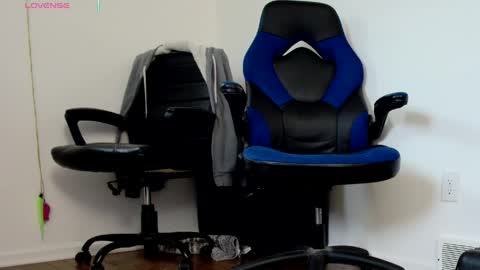 Snapshot of jjjust4fun1985 chatting on 04/06/26, 10:44 Nicole Allen online show from 04/06/26, 10:44