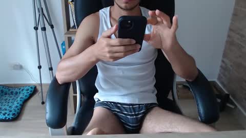 Snapshot of jjrod91 chatting on 10/20/25, 12:38 Jon online show from 10/20/25, 12:38