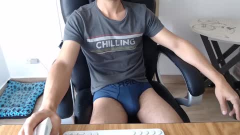 Snapshot of jjrod91 chatting on 11/10/25, 07:02 Jon online show from 11/10/25, 07:02