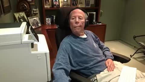 jlk7777 online show from 12/22/25, 04:31