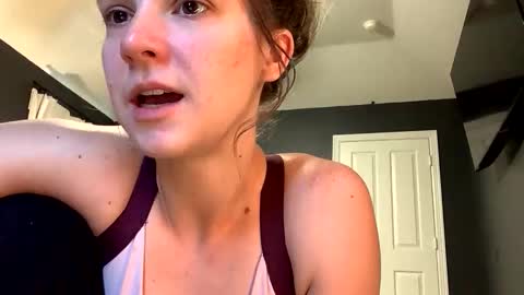 jlynn1997 online show from 11/15/25, 09:11