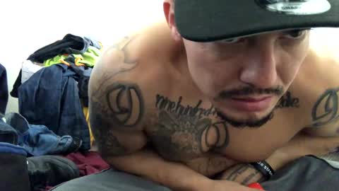 jmartel92 online show from 01/21/25, 08:32