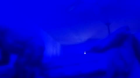 jmartel92 online show from 12/22/25, 03:42