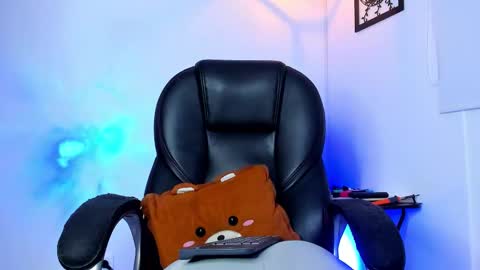 Snapshot of jmortton chatting on 11/05/25, 11:32 IGJmortton online show from 11/05/25, 11:32