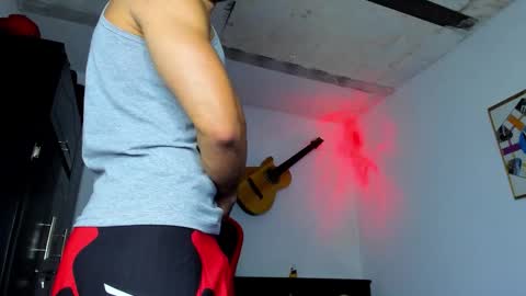 Snapshot of jmortton chatting on 03/27/26, 09:21 IGJmortton online show from 03/27/26, 09:21