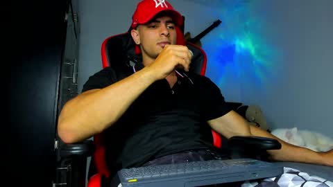 Snapshot of jmortton chatting on 04/10/26, 01:55 IGJmortton online show from 04/10/26, 01:55