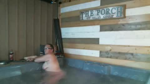 Snapshot of jna1009 chatting on 01/14/26, 01:00 amanda and jake online show from 01/14/26, 01:00