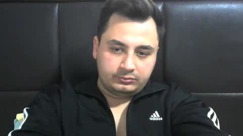 Snapshot of jnsnw chatting on 12/07/24, 12:35 jnsnw online show from 12/07/24, 12:35