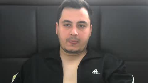 Snapshot of jnsnw chatting on 12/24/24, 12:00 jnsnw online show from 12/24/24, 12:00