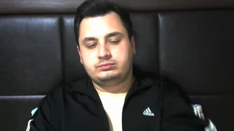 Snapshot of jnsnw chatting on 02/09/25, 06:47 jnsnw online show from 02/09/25, 06:47