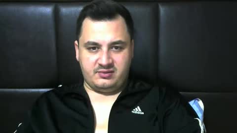 Snapshot of jnsnw chatting on 12/03/25, 08:40 jnsnw online show from 12/03/25, 08:40